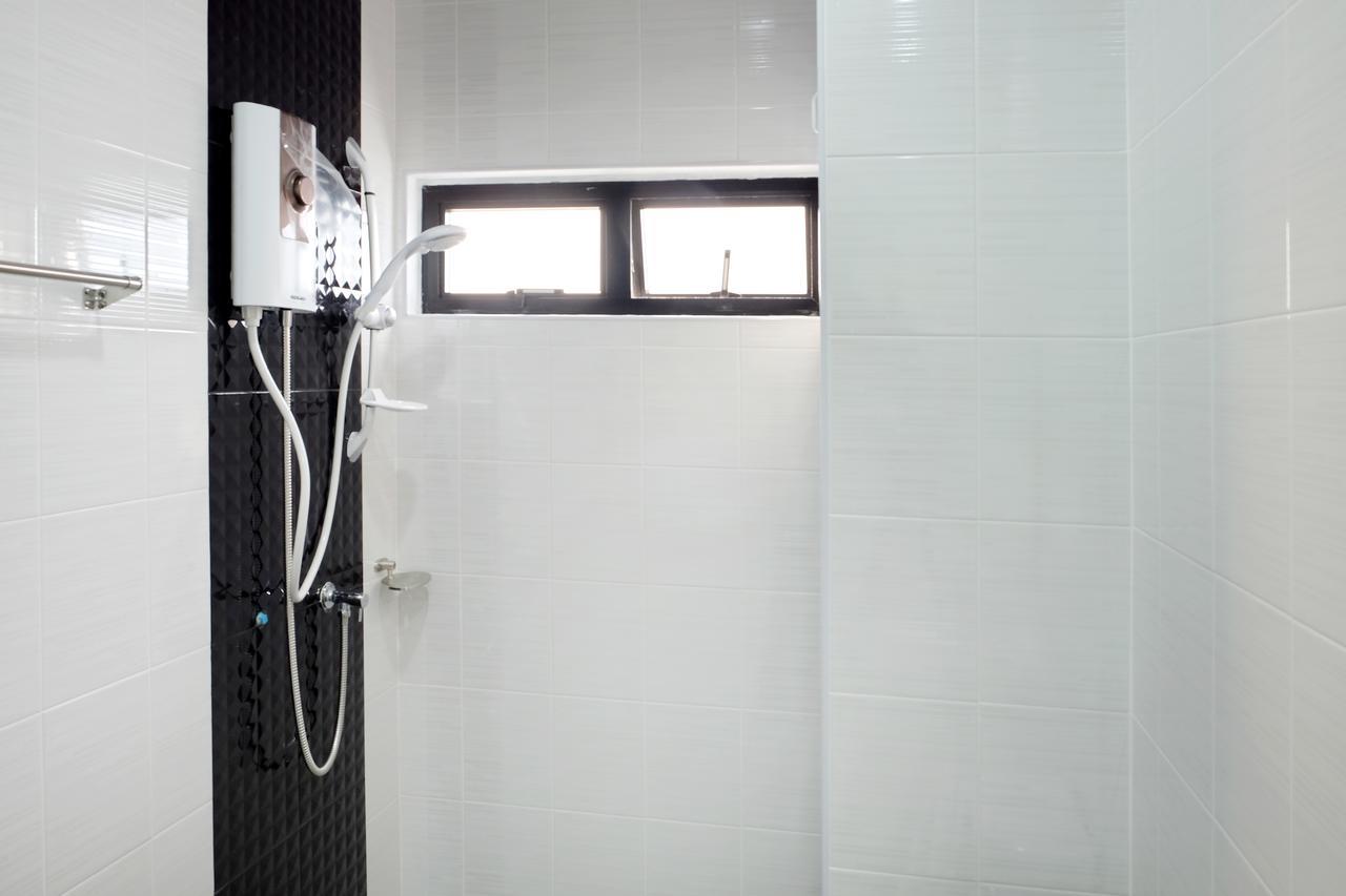Avenue Residence Nakhon Si Thammarat Luaran gambar