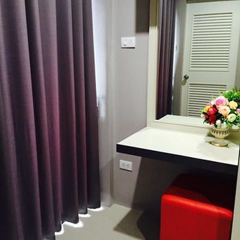 Avenue Residence Nakhon Si Thammarat Luaran gambar